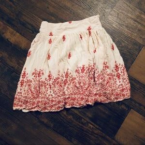 Cute mini skirt with pockets!